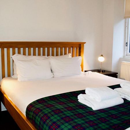 Central Apartment For The Fringe Edinburg Exteriör bild