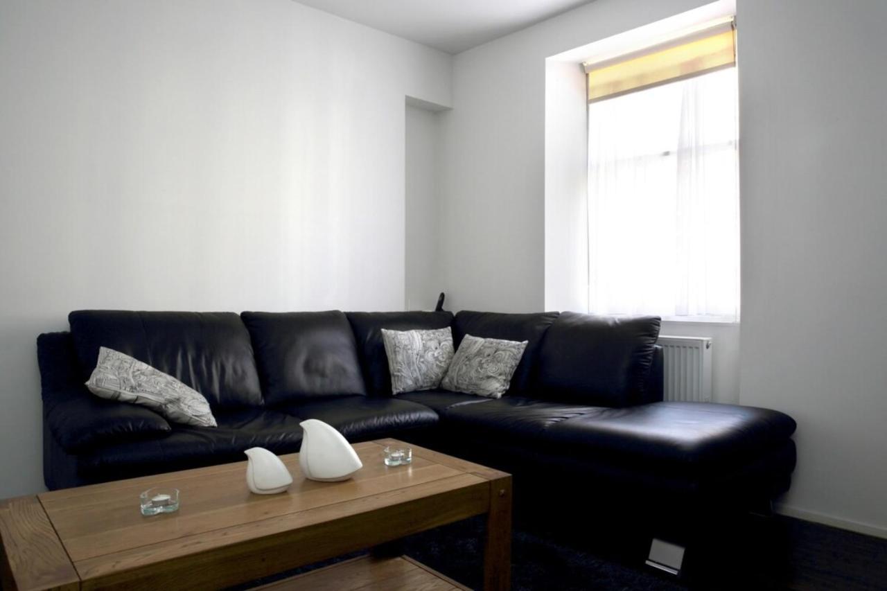 Central Apartment For The Fringe Edinburg Exteriör bild