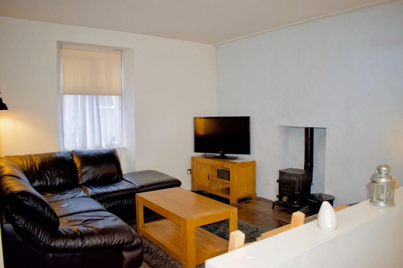Central Apartment For The Fringe Edinburg Exteriör bild